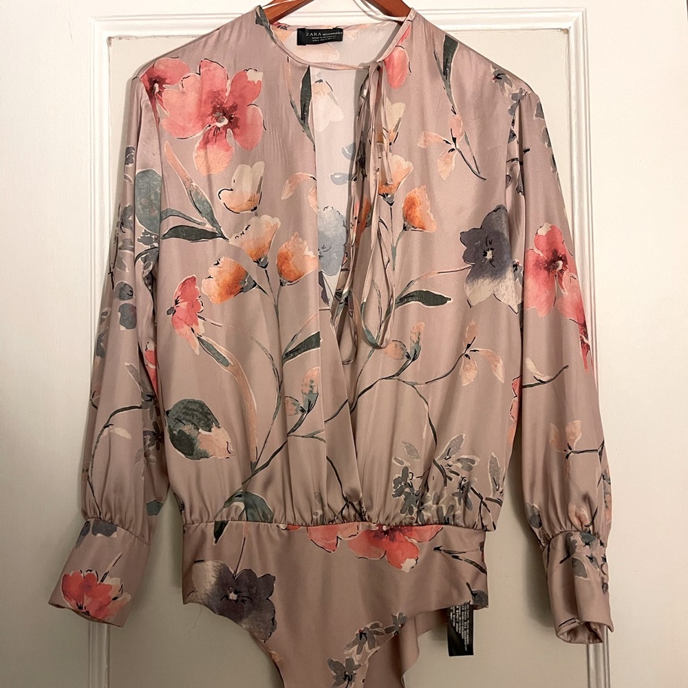 Zara elegant floral long sleeve silk blouse